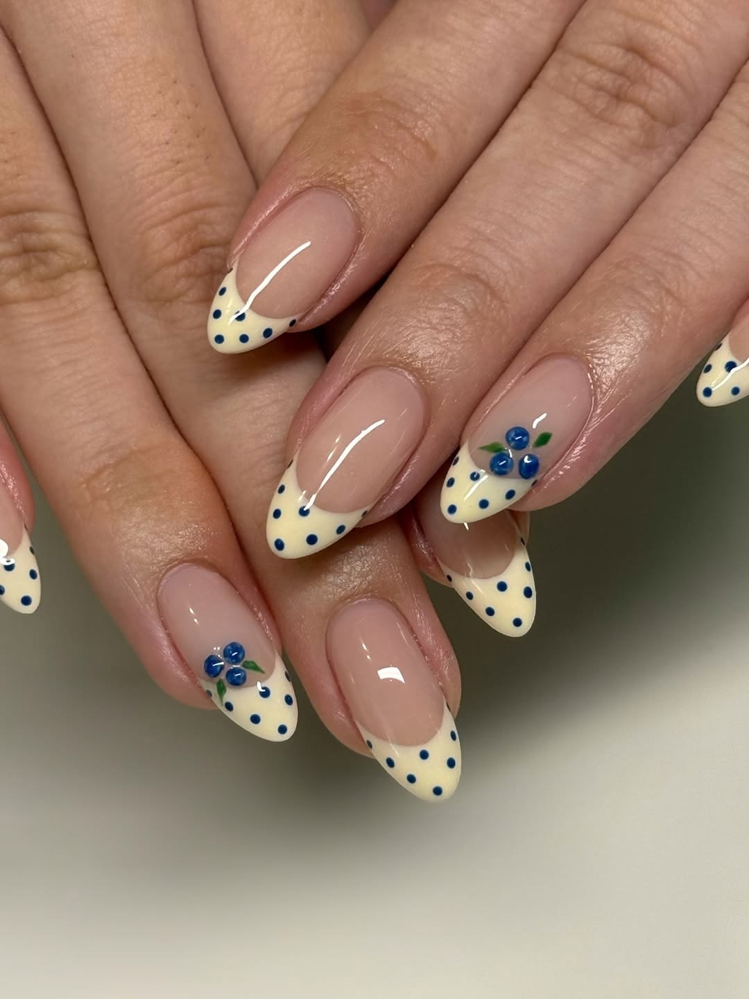 Polka Dot Nail Ideas (12)