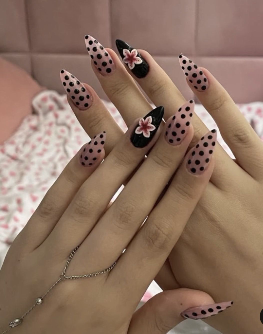 Polka Dot Nail Ideas (8)