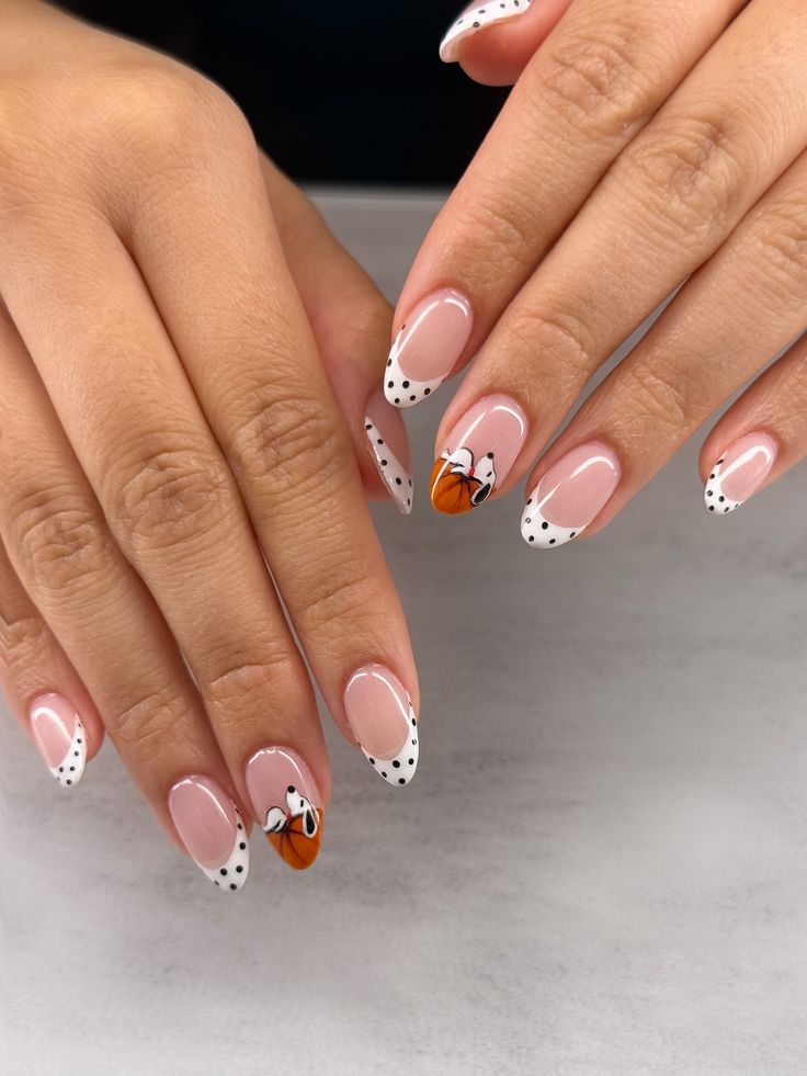 Polka Dots And Snoopy Fall Nails