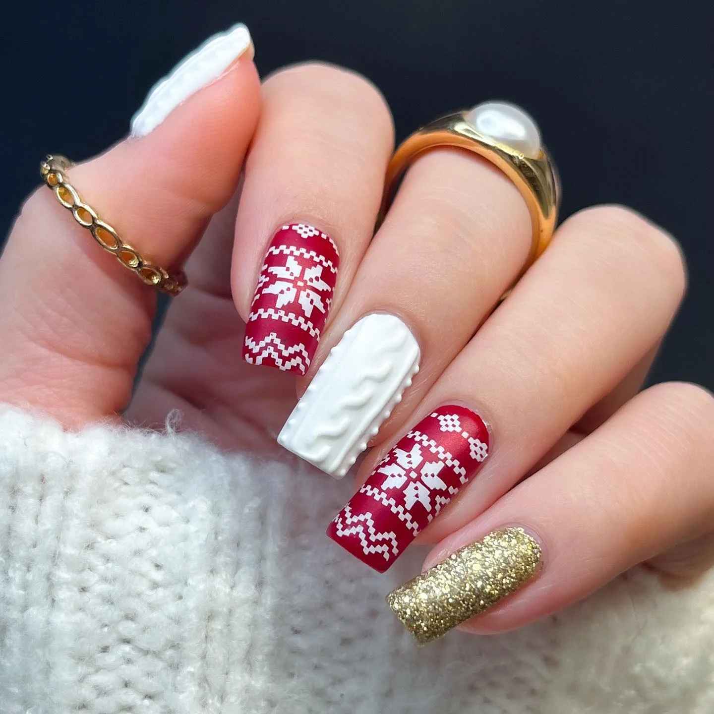 Red Fair Isle Cable Knit Sweater Nails