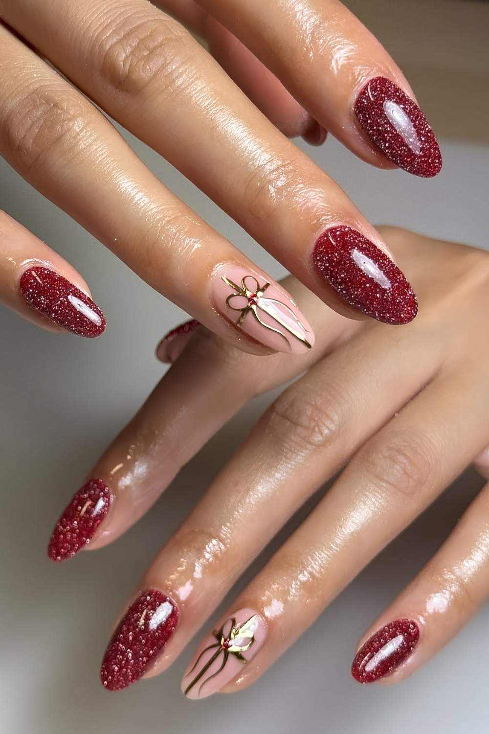 Red Glitter Gold Bow Elegant Nails