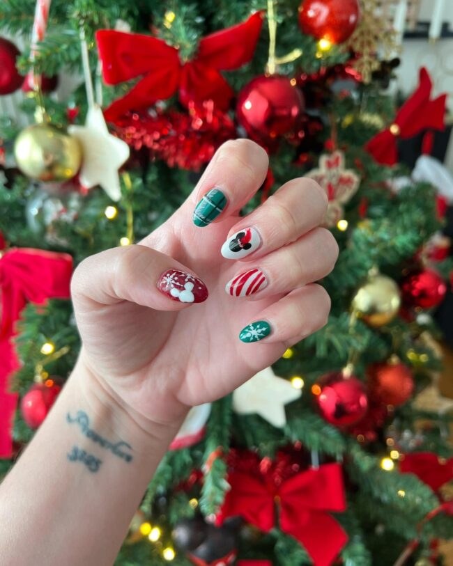 Red Mickey Stripe Snowflake Tree Disney Nails