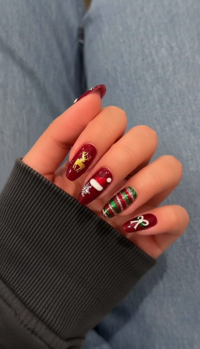 Red Reindeer Santa Hat Cute Nails