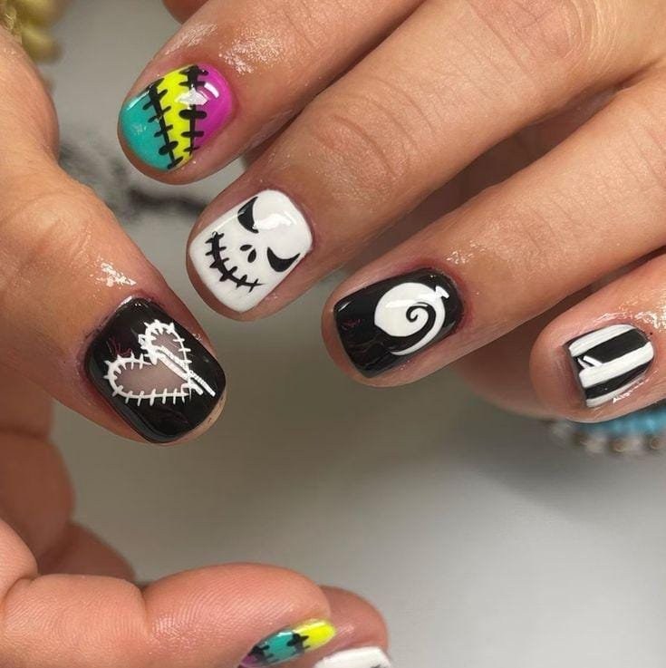Sally Nails 32