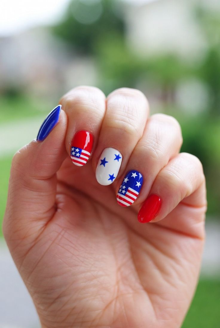 Short 4th Of July Nails (5)