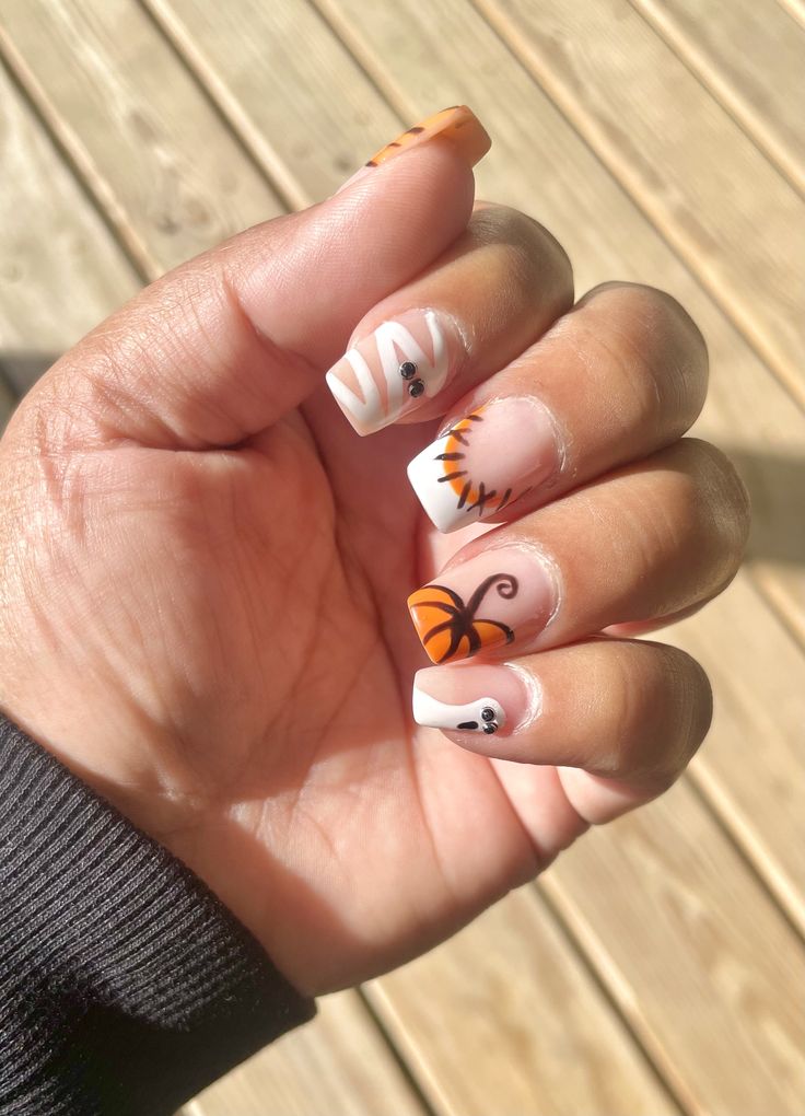 Short Acrylic Nails