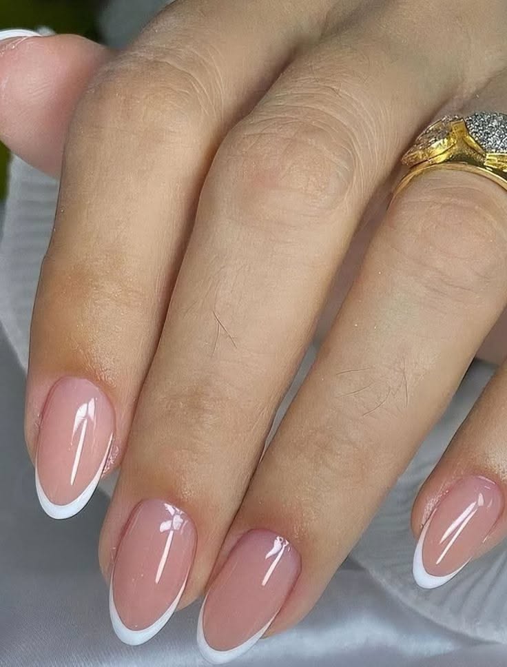 Short Classic French Tip Nails