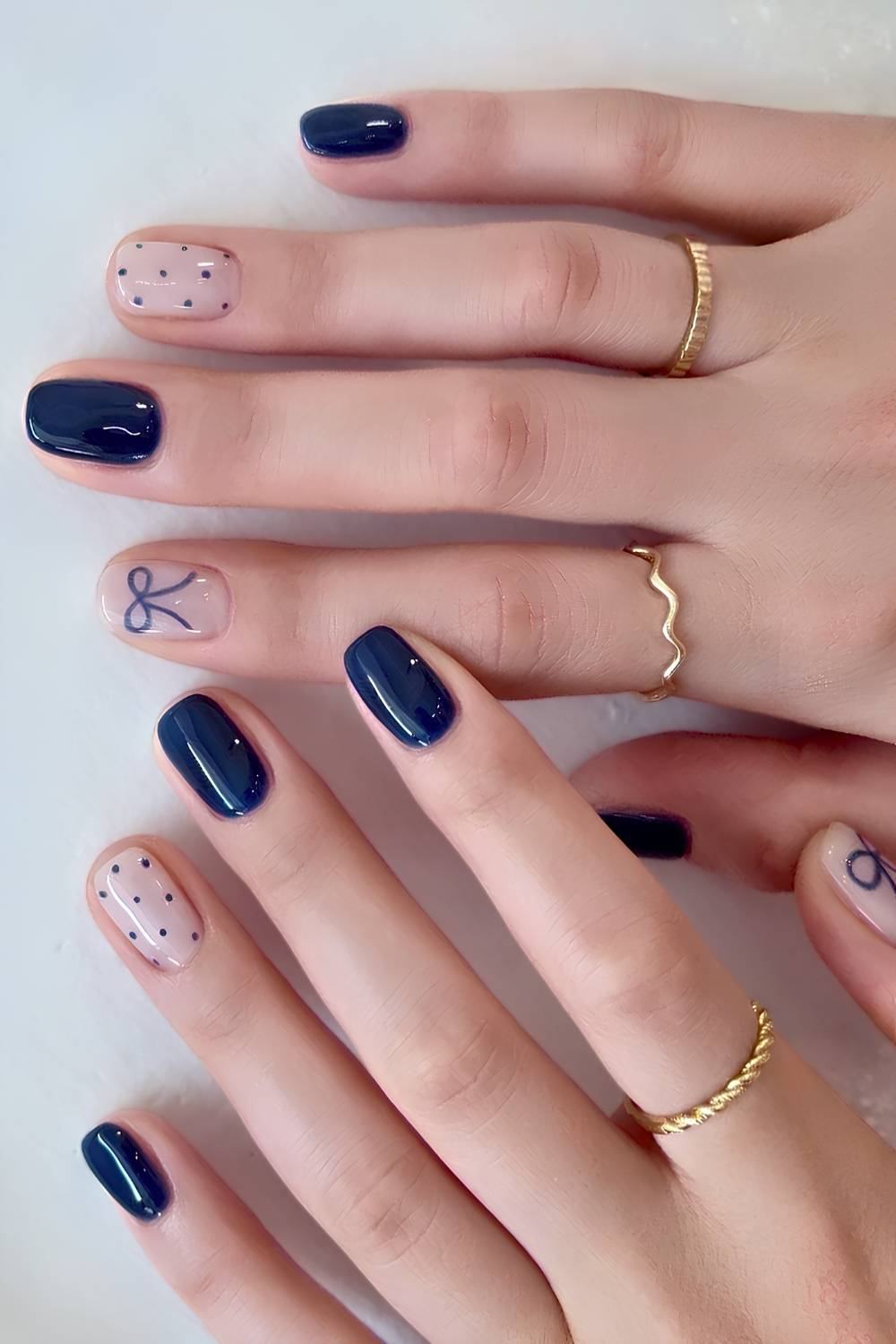 Short Navy Bow Dot Nails
