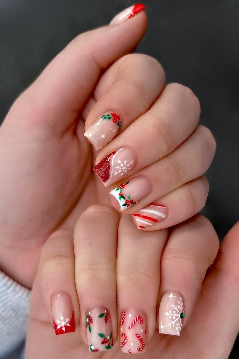 Short Red Christmas Mix Match Nails