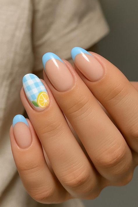 Short Summer Nails (3)