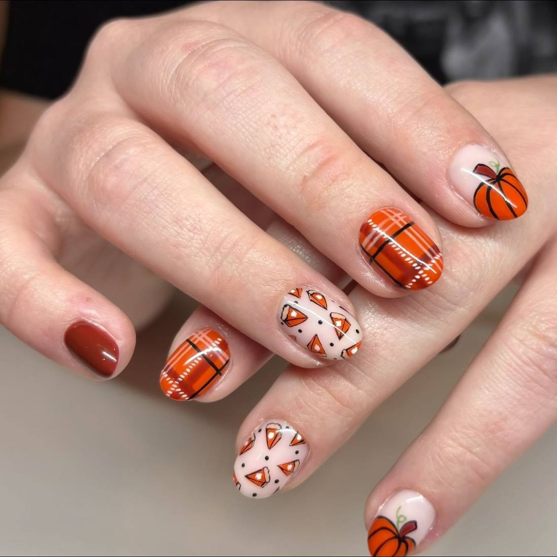 Simple Short Orange Plaid Nails With Pumpkin Art