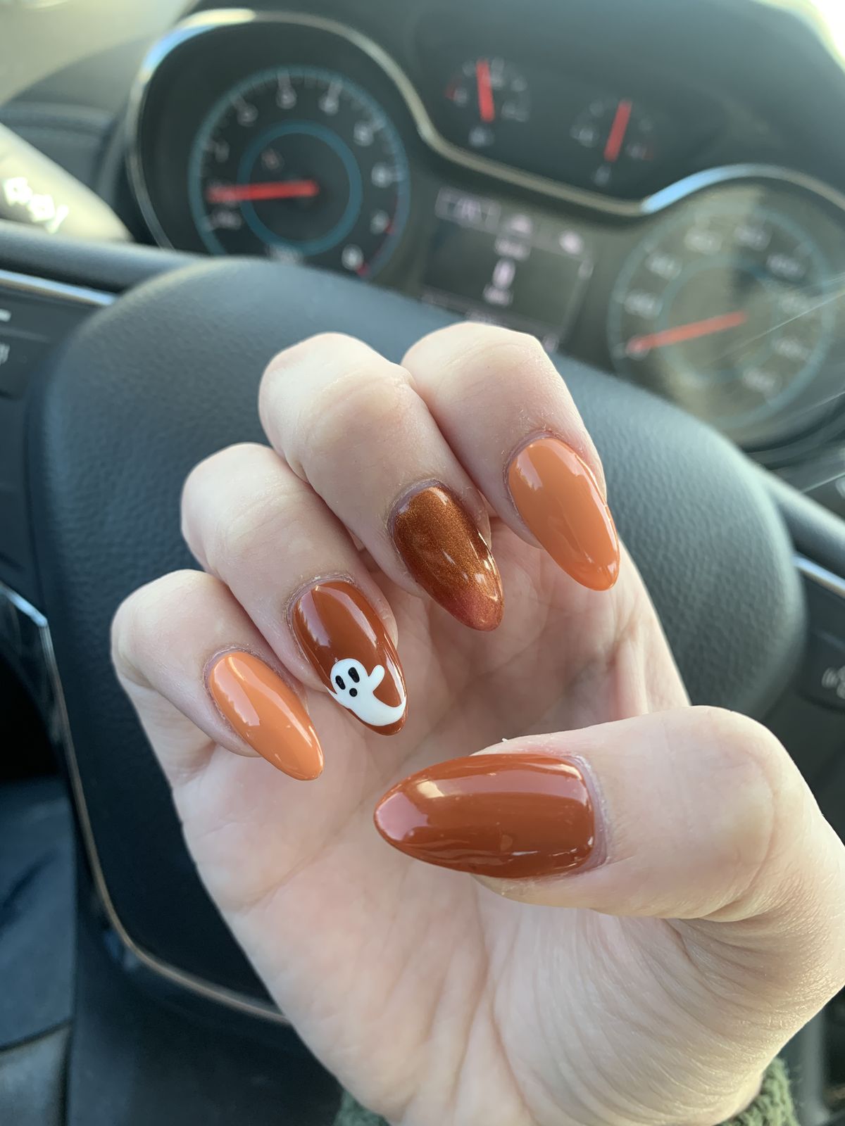 Spooky Ghost Halloween Nails