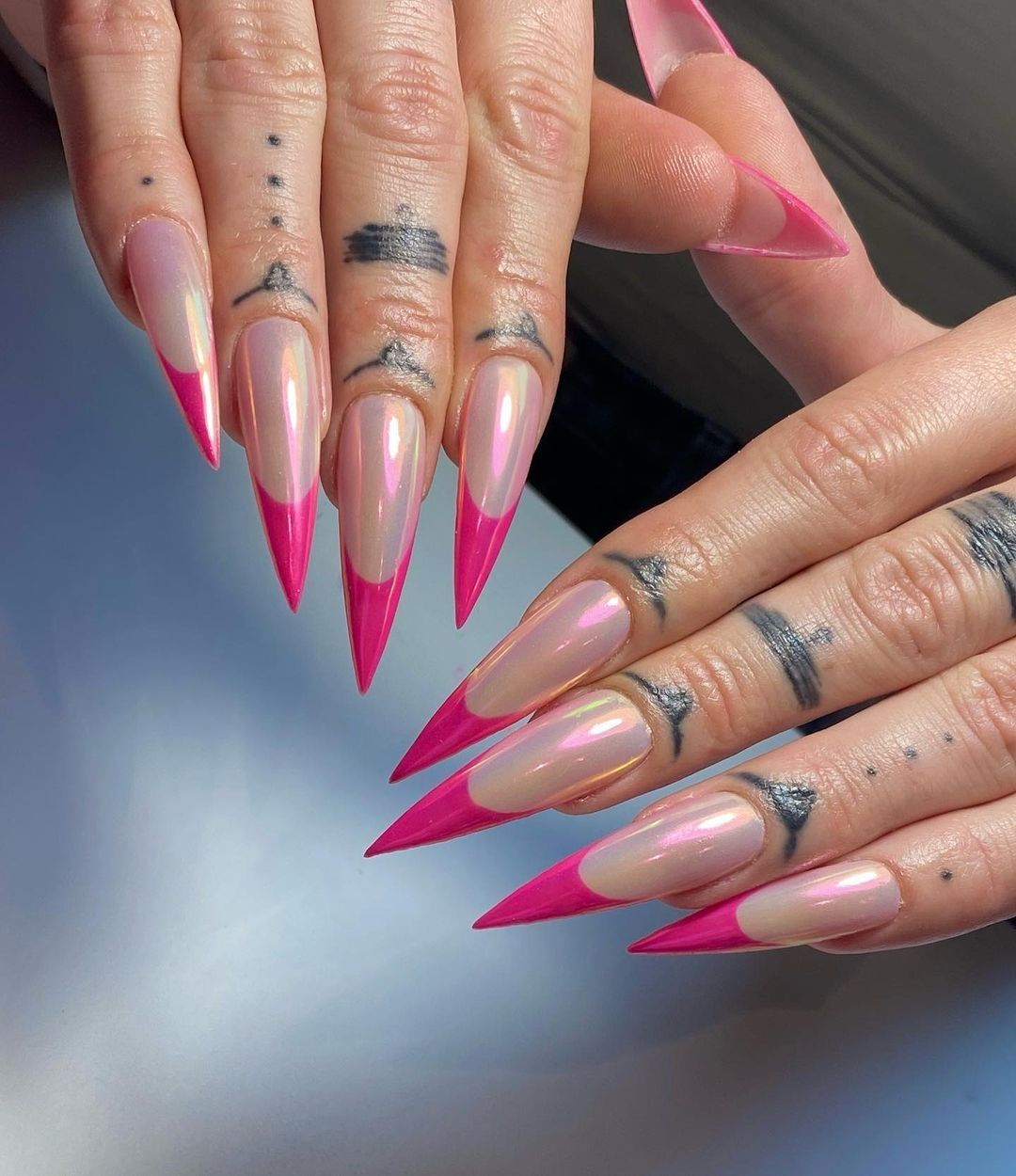 Stiletto French Tip Nails (6)