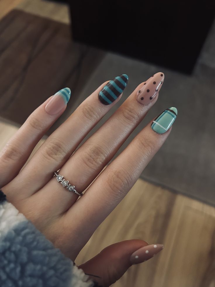 Teal Nail Designs (11)