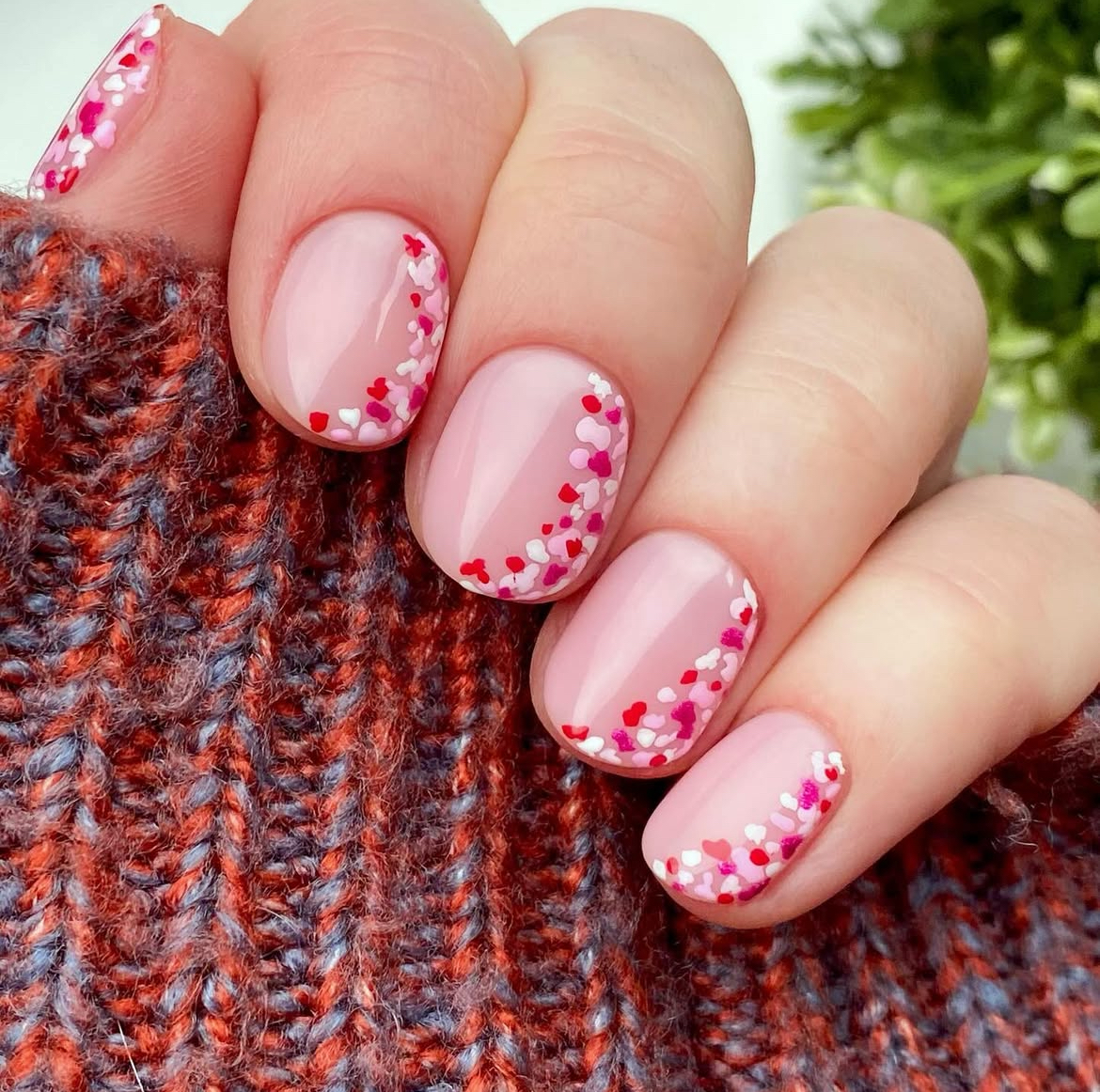 50+ Short Valentine’s Day Nail Ideas You’ll Love